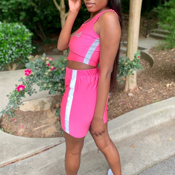 Neon pink two-piece set - Picture 2 of 3